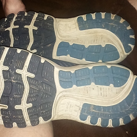 Brooks Ghost DNA Loft mens 11 running shoes - Picture 8 of 8